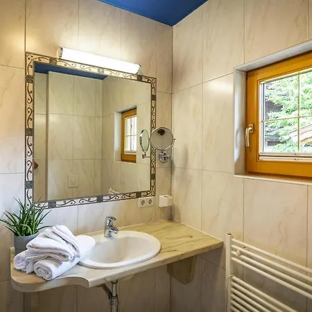 シャレー In Near Spieljochbahn *